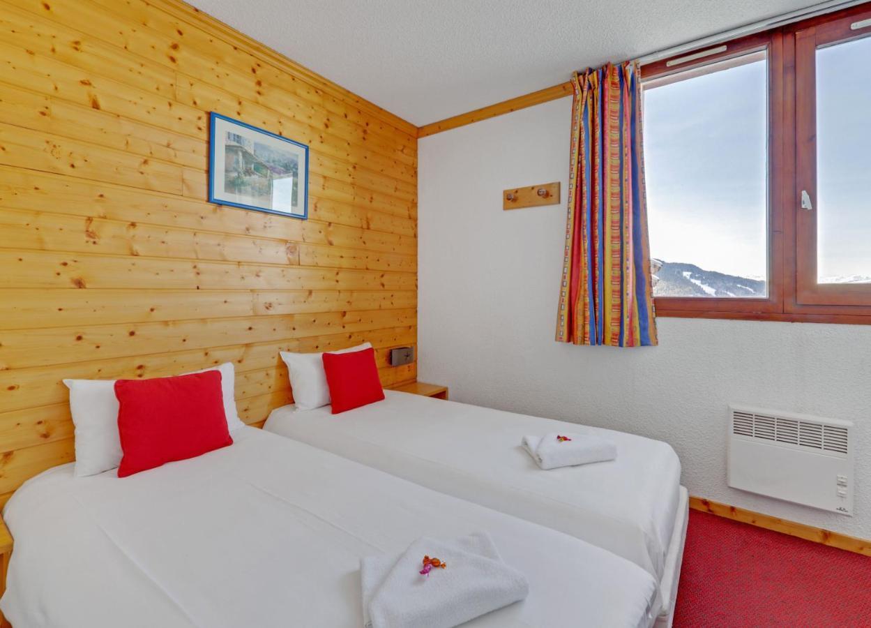 Hotel Emeraude Пезе-Нанкруа Экстерьер фото
